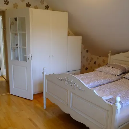 Apartment Geltondvaris