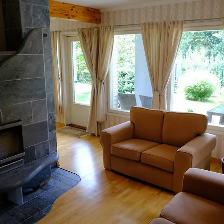 Apartment Geltondvaris *